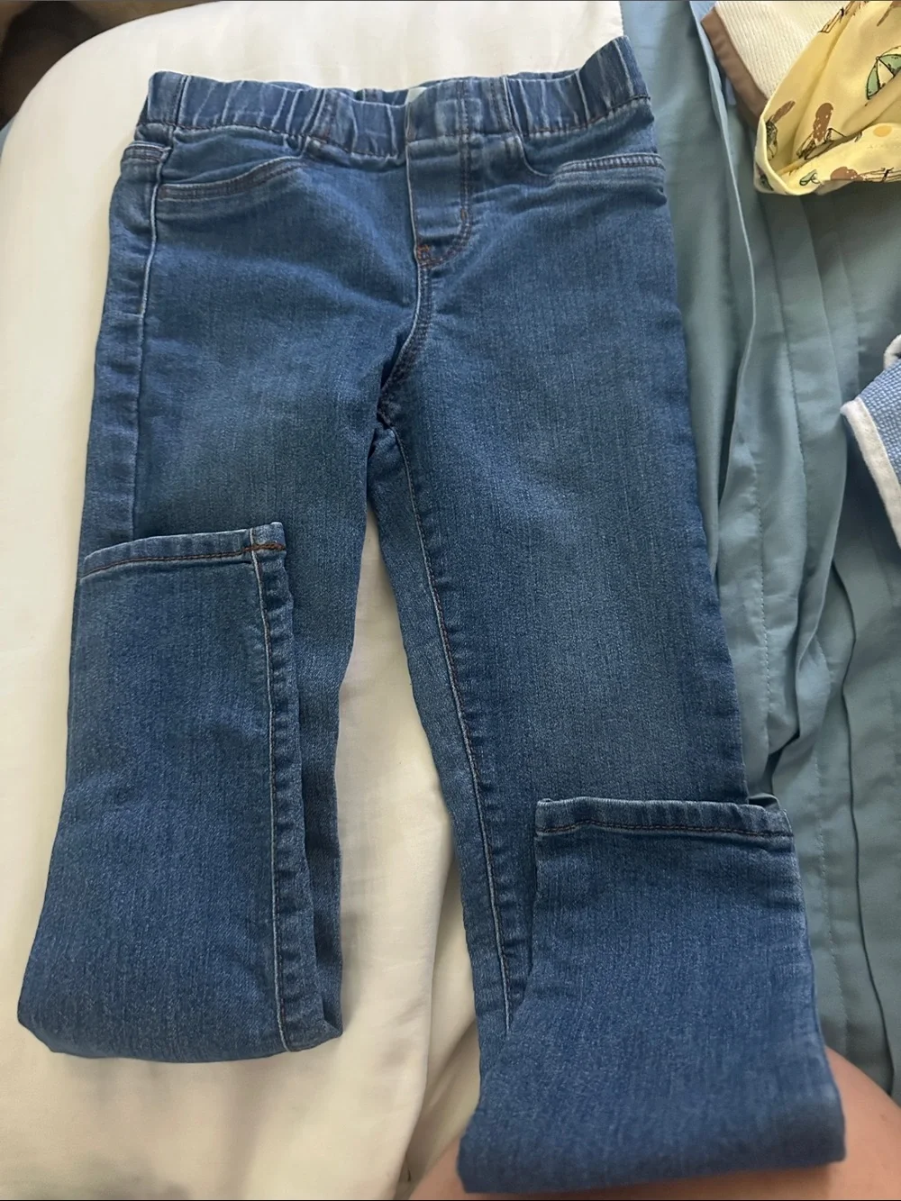 OshKosh B'gosh Girls Blue Denim Pull-On Jeans